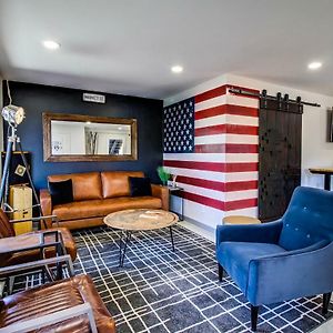 Americana Modern Hotel